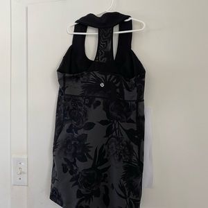 LULULEMON Racer back workout top